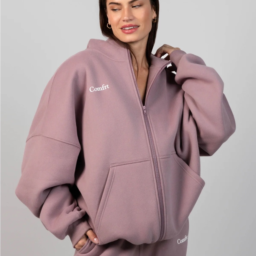 Comfrt Oversized Zip Hoodie in Orchid color